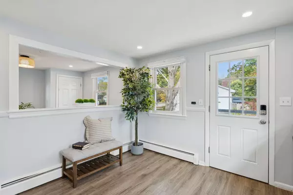 Westbrook, ME 04092,62 Constitution DR