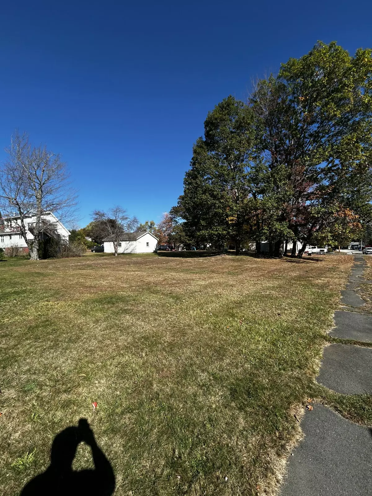 South Portland, ME 04106,25 Kenneth RD