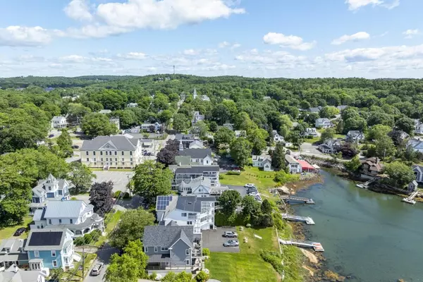 Boothbay Harbor, ME 04538,63 Townsend AVE