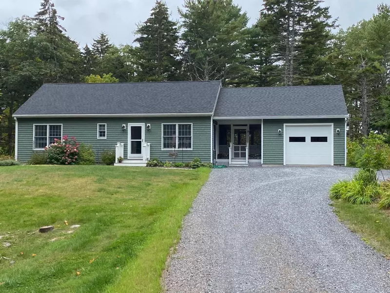 9 Skylers WAY, Boothbay, ME 04537