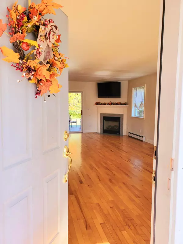 South Portland, ME 04106,210 Barnstable RD