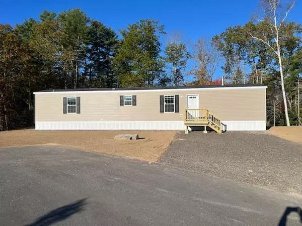 38 Rego DR, Buxton, ME 04093