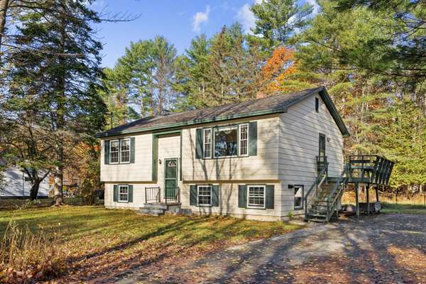 16 Turner LN, Paris, ME 04281