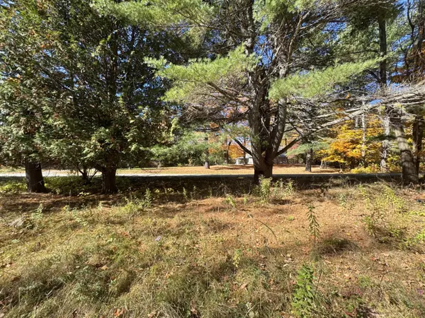 Holden, ME 04429,172 Lower Dedham RD