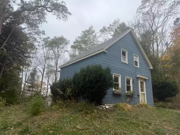 Rockport, ME 04856,32 Grove ST