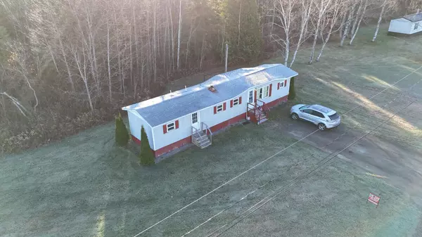 Easton, ME 04740,313 Center RD #6