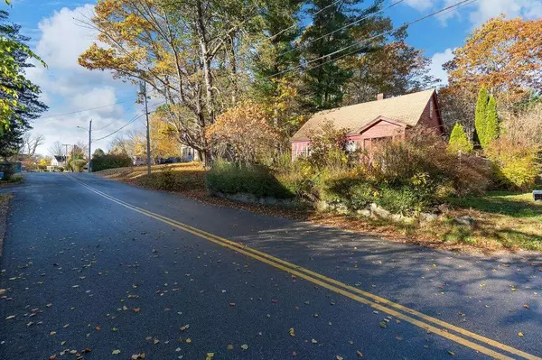 Kittery, ME 03905,15 Foyes LN