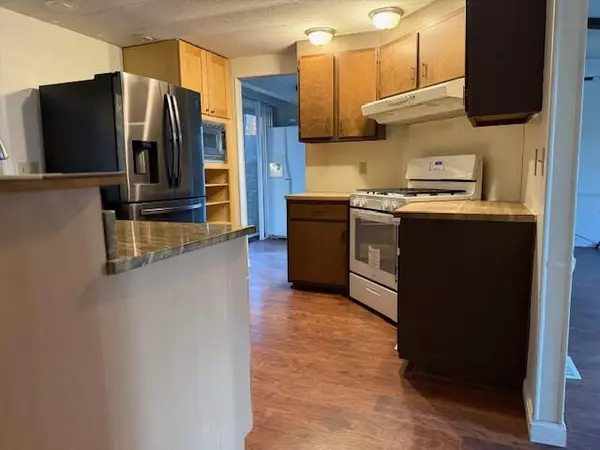 Brunswick, ME 04011,179 Casco RD