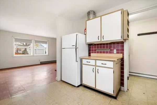 Bangor, ME 04401,18 Blanchard ST