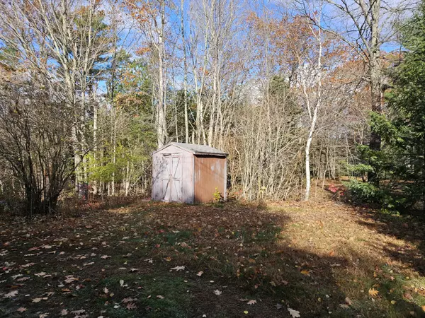 Eddington, ME 04428,10 Libby LN