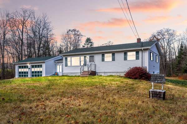 3079 Main ST, Fayette, ME 04349