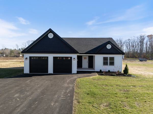 17 Johnson Farm Road, Buxton, ME 04093