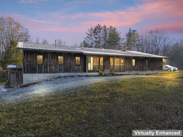 1227 Prescott RD, Manchester, ME 04351