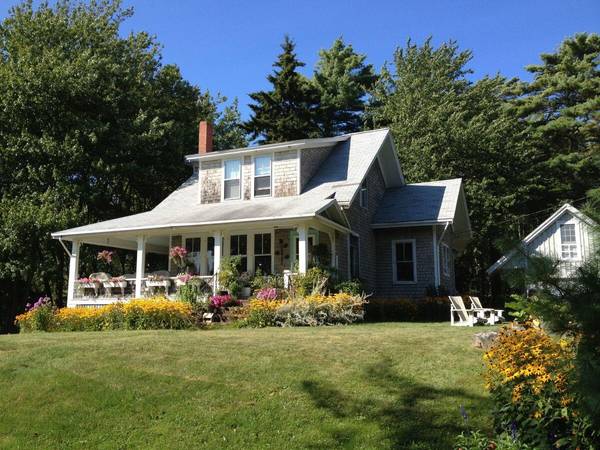 461 Hendricks Hill RD, Southport, ME 04576