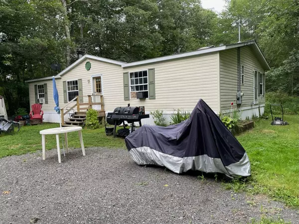 24 Rollerson RD, Belfast, ME 04915