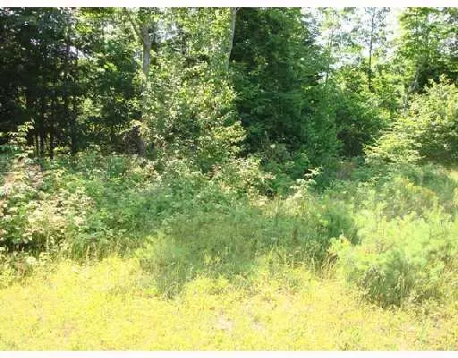 Topsham, ME 04086,130 Meadow Cross RD