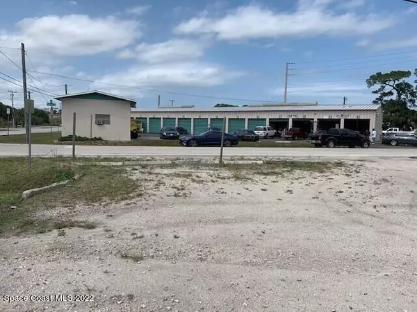 Ft. Pierce, FL 34947,600 N 39th ST #7