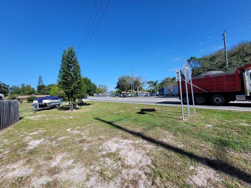 Cocoa, FL 32922,2443 Clearlake RD
