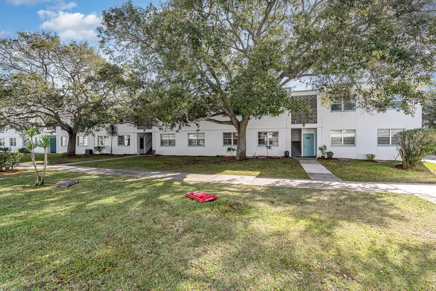 8401 N Atlantic AVE #J13, Cape Canaveral, FL 32920