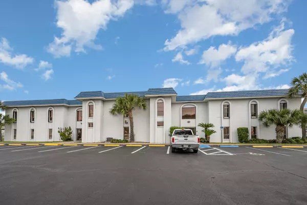 Cocoa Beach, FL 32931,3000 N Atlantic AVE #207