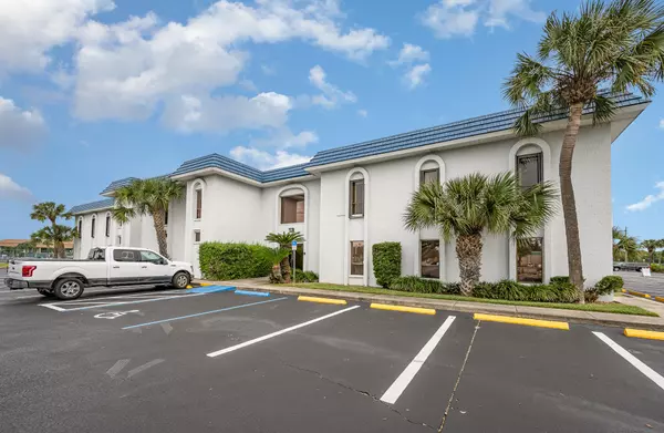 Cocoa Beach, FL 32931,3000 N Atlantic AVE #207