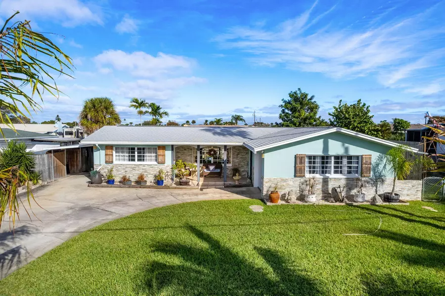 1670 Sea Shell DR, Merritt Island, FL 32952