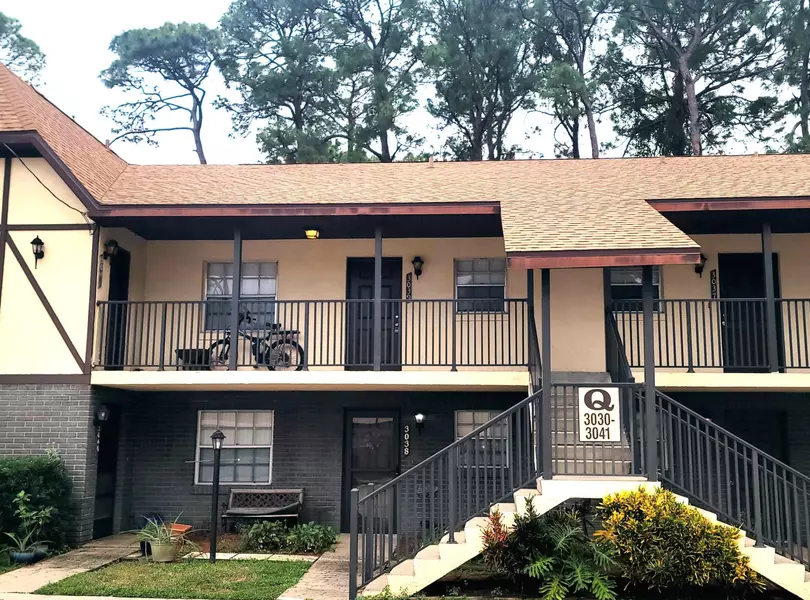 3039 Sir Hamilton CIR #8, Titusville, FL 32780