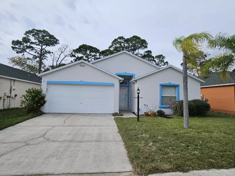 4306 Mount Carmel LN, Melbourne, FL 32901