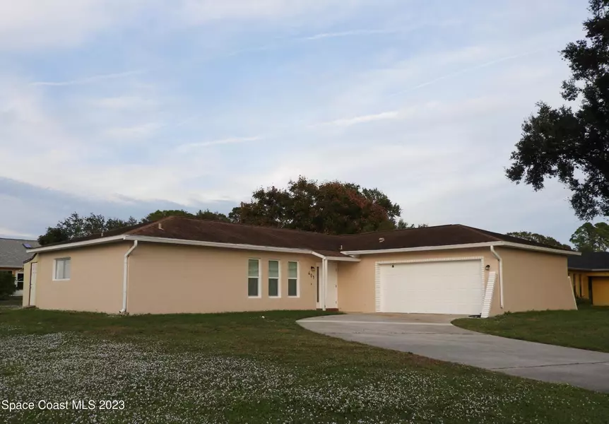 401 Almansa ST NE, Palm Bay, FL 32907