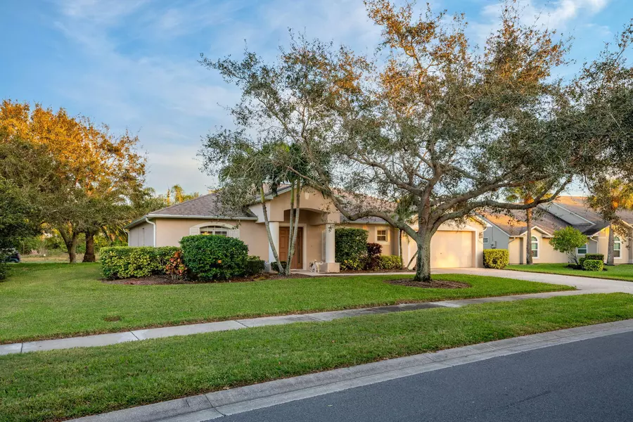 3750 Savannahs TRL, Merritt Island, FL 32953