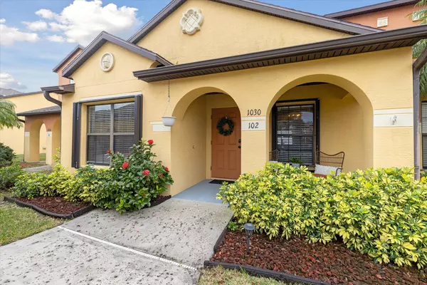 Melbourne, FL 32901,1030 Luminary CIR #102