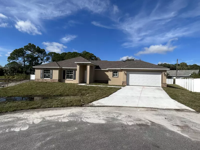 1305 Silva ST SE, Palm Bay, FL 32909