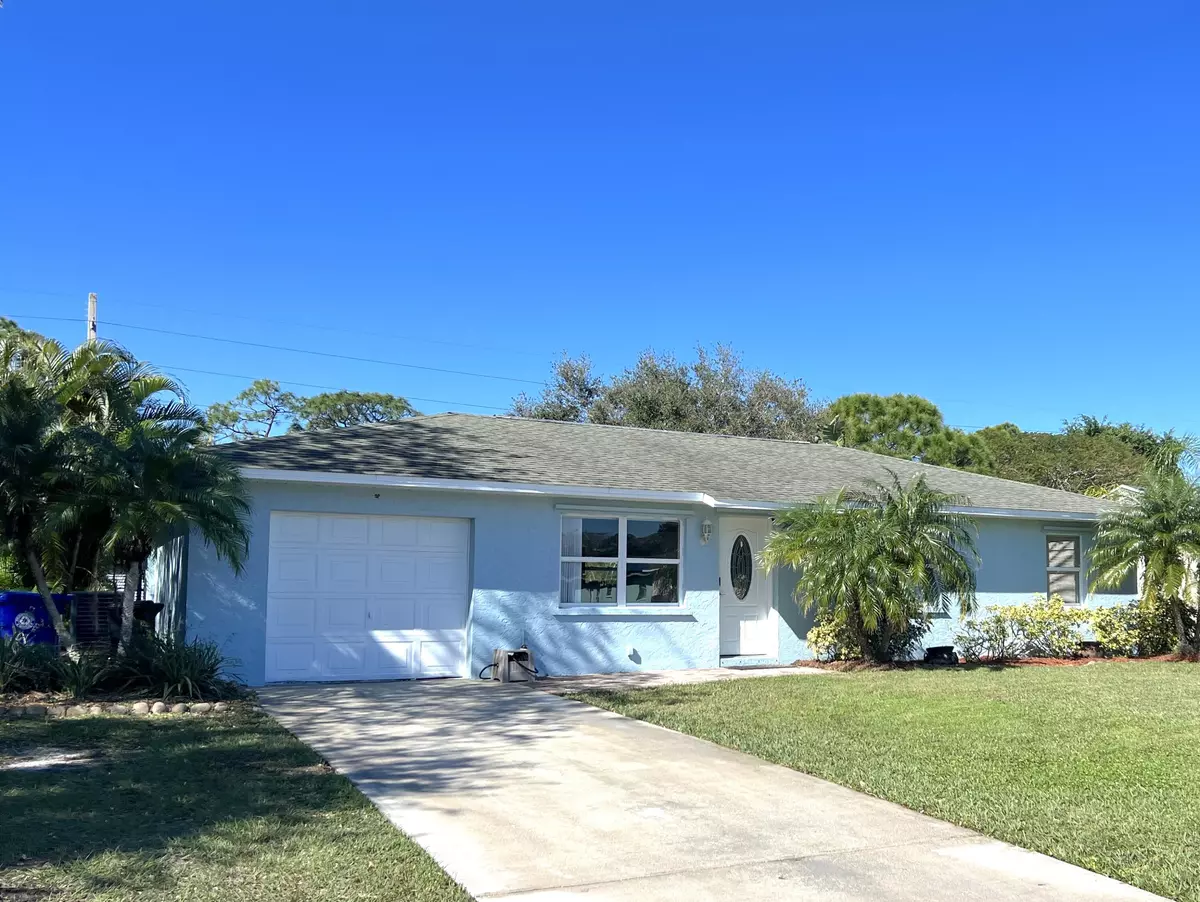 Sebastian, FL 32958,177 Caprona ST