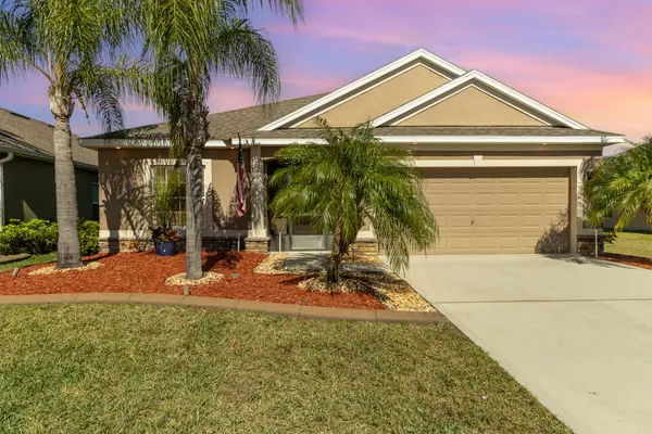 2640 Snapdragon DR NW, Palm Bay, FL 32907