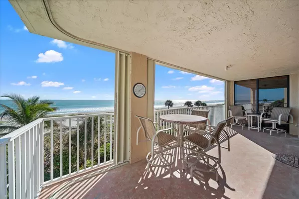 Cocoa Beach, FL 32931,1527 S Atlantic AVE #401