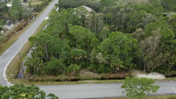 Malabar, FL 32950,2480 Lacourt LN