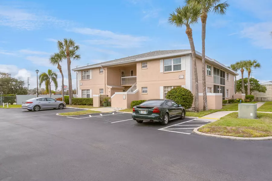 927 Sonesta AVE NE #201, Palm Bay, FL 32905