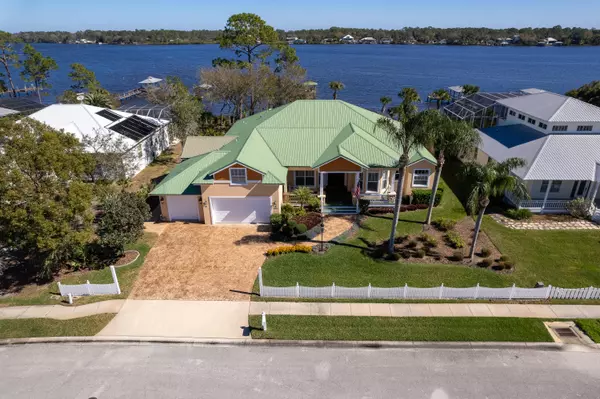 2812 Bay Side DR, New Smyrna Beach, FL 32168