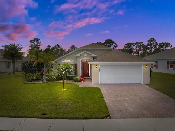 648 Gossamer Wing, Sebastian, FL 32958