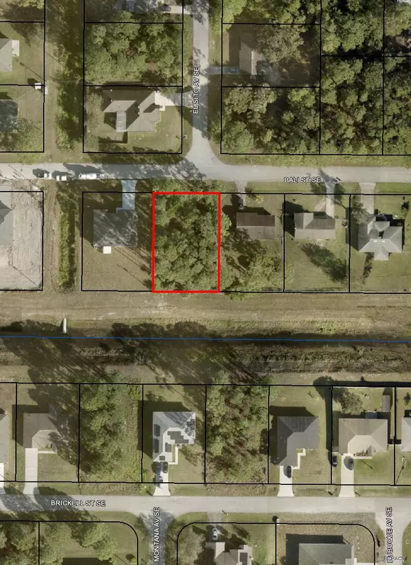 210 Bali ST SE, Palm Bay, FL 32909