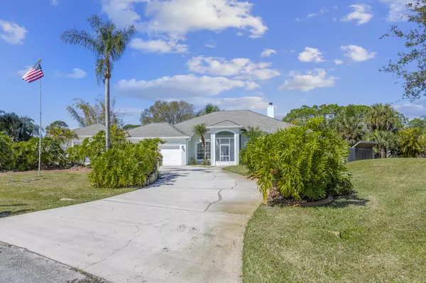 Palm Bay, FL 32908,299 Hearth ST SW