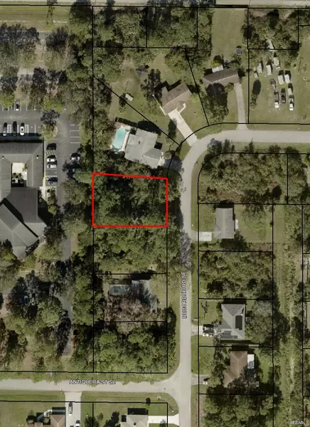 114 Decordre RD SE, Palm Bay, FL 32909