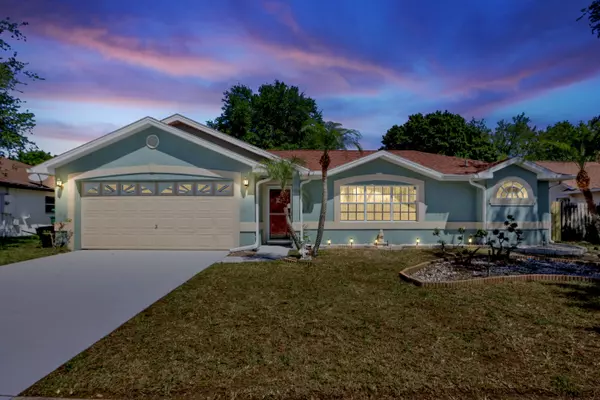 2015 Buescher Hill ST, Melbourne, FL 32935