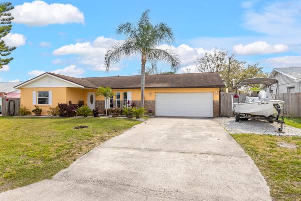 1061 Galleon ST, Cocoa, FL 32927