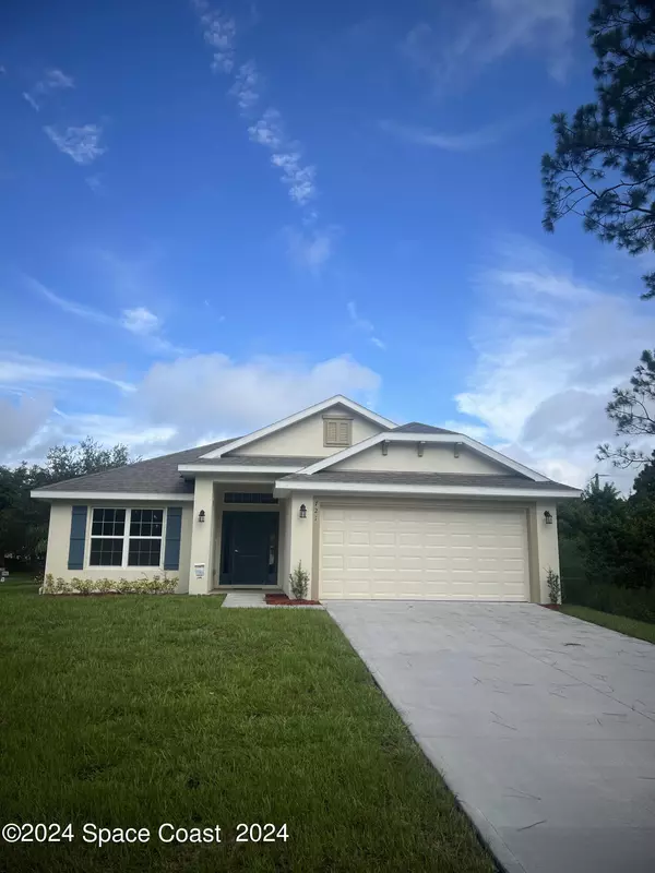 721 Ravenswood ST SE, Palm Bay, FL 32909