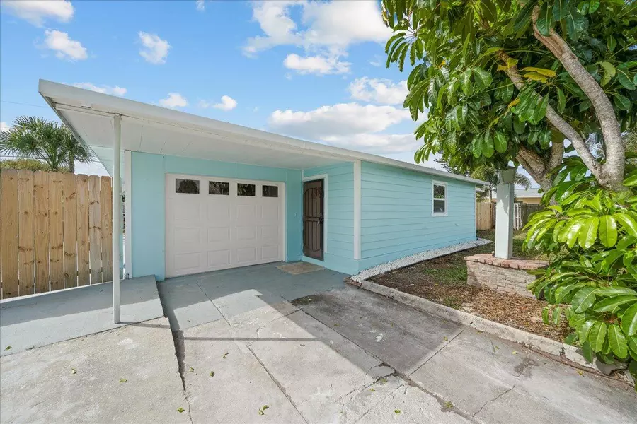 477 Falmouth AVE, Merritt Island, FL 32952