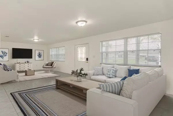 Palm Bay, FL 32909,799 August ST SE