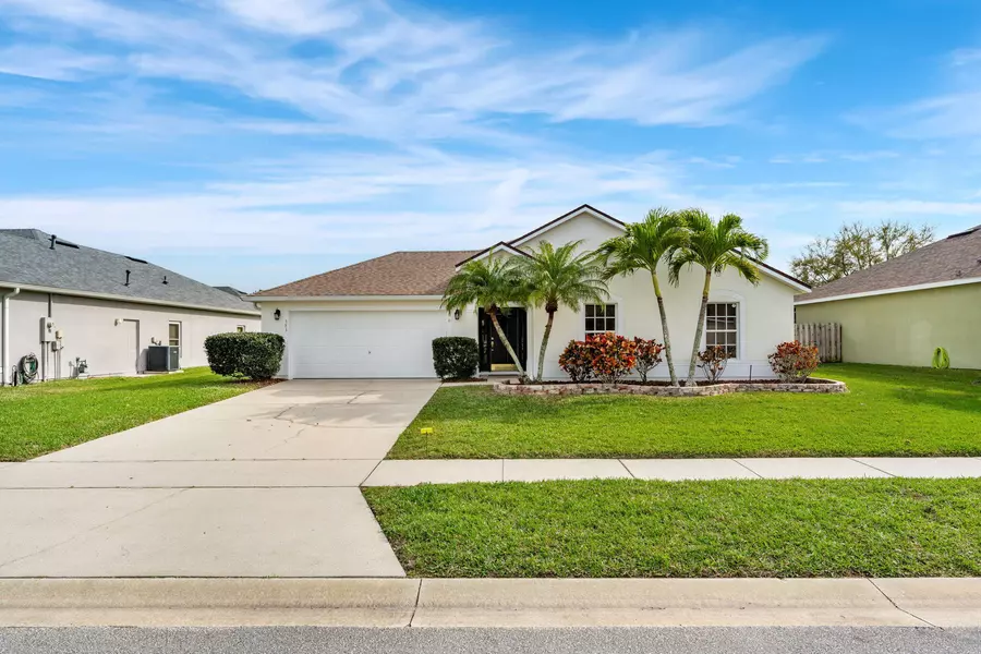 383 Cobblewood DR, Rockledge, FL 32955