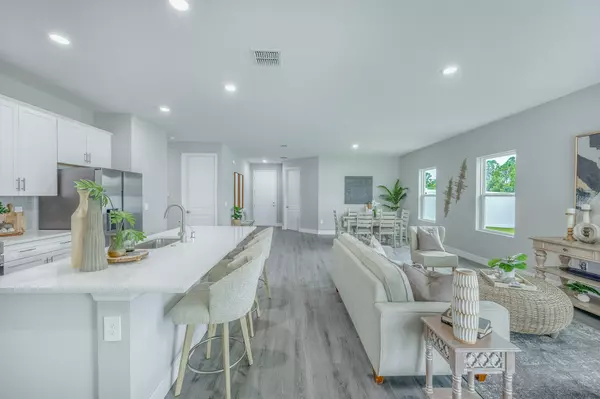 Palm Bay, FL 32908,390 Frederick ST SW