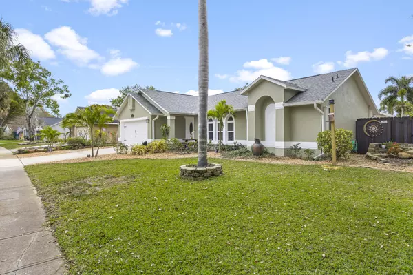 Melbourne, FL 32935,2331 Appalachian DR